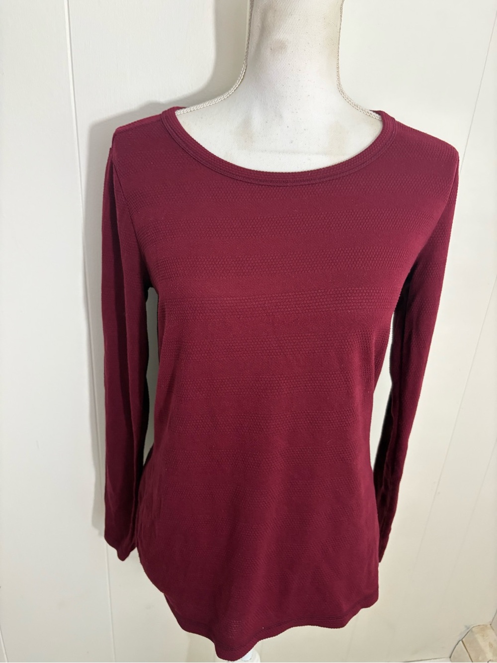 Talbots Long-Sleeve Scoop Neck Top in Burgundy
